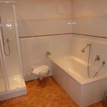 Alpen Glueck Schloessl Unterm Rain Apartment