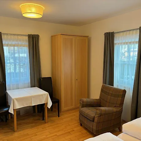 Alpen Glueck Schloessl Unterm Rain Apartment *