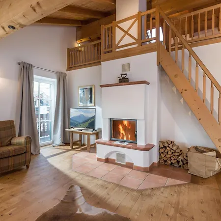 Alpen Glueck Schloessl Unterm Rain